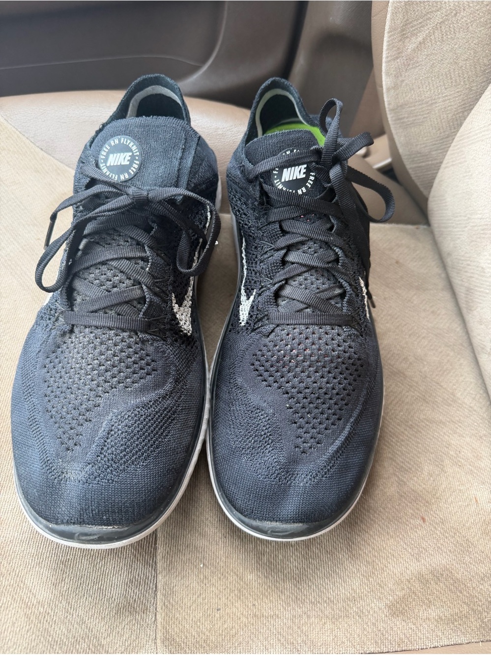 Nike Black Flyknit Athletic Running Sneakers size 11